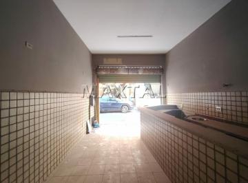 Comercial · 42m² · Loja à venda em Santana ao lado da Voluntários da Pátria com 42m² e 1 banheiro.