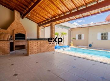 Casa · 178m² · 3 Quartos · 2 Vagas · Casa térrea à venda com 03 quartos sendo 01 suite no Jd. Santa Helena em Valinhos/SP