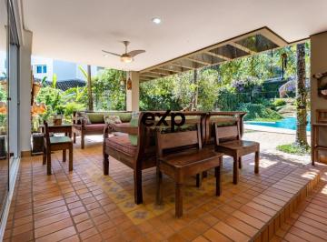 Casa · 473m² · 4 Quartos · 2 Vagas · Casa à venda com 04 quartos sendo 04 suites ao lado do colégio Porto Seguro em Valinhos/SP