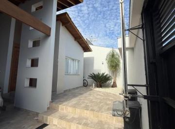 0a4dda73da32d706b2fb156a5db52164.jpeg · Casa com 3 quartos à venda em Varginha, no bairro Pinheiros