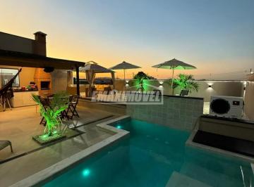 Casa · 200m² · 4 Quartos · 4 Vagas · Casa a venda porteira fechada, localizada no Condomínio Residencial Pampulha