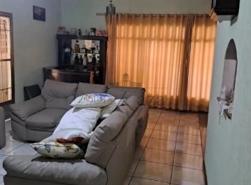 Casa · 300m² · 3 Quartos · 5 Vagas · Oportunidade - Casa - Vila Tatetuba - 3 Dormitórios - 300m².