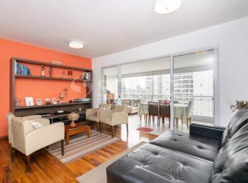 Apartamento · 135m² · 3 Quartos · 2 Vagas · Apartamento á Venda no Alto da Boa Vista com 135m², 3 quartos sendo 3 suítes, 2 vagas.