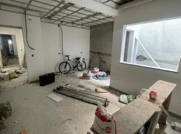Apartamento · 150m² · 3 Quartos · 2 Vagas · Cobertura com 03 Quartos à venda, 150 m² com elevador até a cobertura no bairro Vila Elzidia - Santo