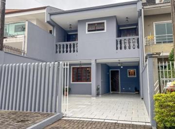 58940f0edc7343dc543f60e7e6a3d1e0caf8fcef6ae93293853ae911beb84543.jpg · Sobrado com 4 Quartos, sendo uma suíte - Xaxim - Curitiba/PR