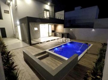 Casa · 180m² · 3 Quartos · 4 Vagas · Sobrado a venda na zona industrial com 3 quartos todos suites no Condominio Campos do Conde em Soroc