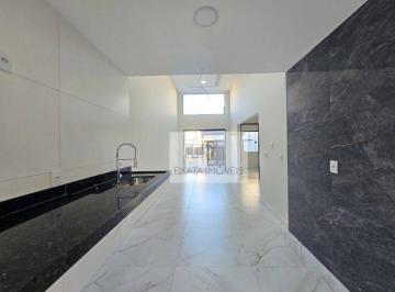 87efabcb3b39235ba18df0a488b64df975749da6 · Casa linear perto da rodovia, Village, Rio das Ostras/RJ