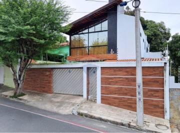 Casa · 300m² · 6 Quartos · 5 Vagas · Casa Duplex com 4 Suítes À VENDA no Bairro Universitário