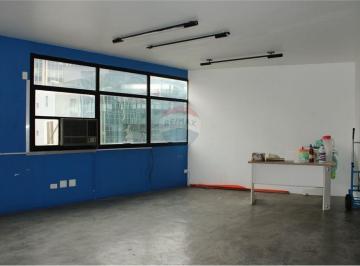 Comercial · 75m² · 2 Vagas · Oportunidade única! Sala Comercial para Locação ao lado da Estação Vila Olímpia.