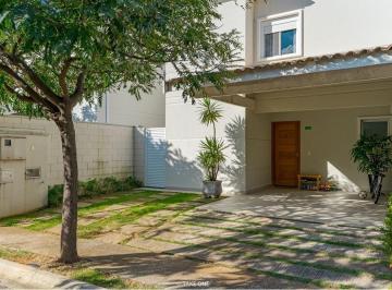 Casa · 128m² · 3 Quartos · 2 Vagas · Casa à venda - em Medeiros