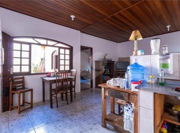Casa · 325m² · 4 Quartos · Casa térrea com 4 quartos à venda em Tingidor - SP