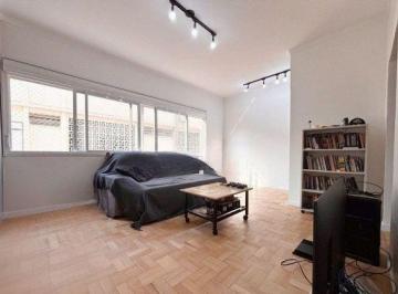 Apartamento · 68m² · 2 Quartos · Apartamento de 2 dormitórios no bairro Petrópolis
