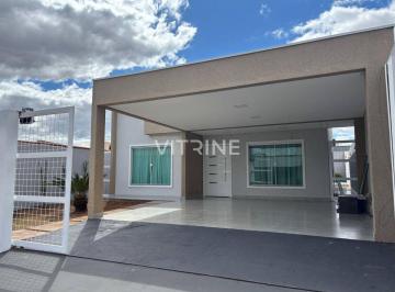 Casa · 400m² · 3 Quartos · Vendo Casa na alameda dos ipês 3 quartos sendo uma suíte Ponte Alta Gama