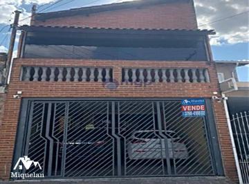 Casa · 180m² · 3 Quartos · 2 Vagas · 🏡 Sobrado com 03 Dormitórios e Suíte à Venda na Vila Sabrina!
