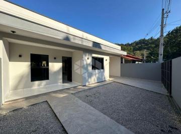 Casa · 96m² · 2 Quartos · 2 Vagas · Casa em SÃO SEBASTIÃO