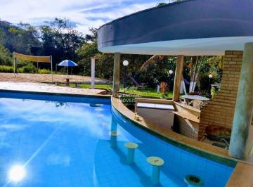 Rural · 33000m² · 4 Quartos · Sítio 3.3 hectares com piscina, bar molhado,curral, pasto e 04 quartos em Pará de Minas-MG