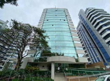 Apartamento · 240m² · 3 Quartos · 4 Vagas · Apto Altíssimo Padrão à Venda – 240,75m2 Privativos | Vista para a Praça do Congresso