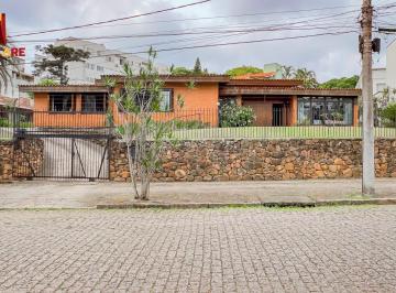 Casa · 313m² · 3 Quartos · 6 Vagas · Casa com 3 quartos e 313m² à venda em Chácara das Pedras, Porto Alegre. Rua Joao