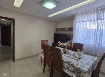 Apartamento · 92m² · 3 Quartos · 2 Vagas · Apartamento à venda no bairro Centro - Divinópolis/MG
