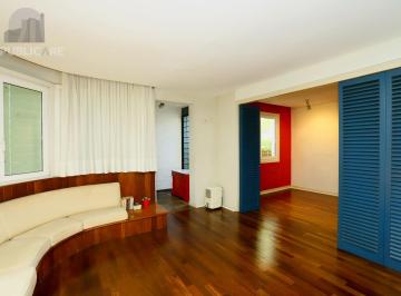 Casa · 221m² · 3 Quartos · 2 Vagas · Casa no Bairro Petrópolis em Porto Alegre - Rua calma junto Av. Protásio Alves