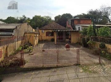 Casa · 70m² · 3 Quartos · 4 Vagas · Excelente imóvel com terreno amplo à venda no Jardim Itu – Porto Alegre