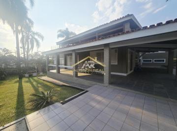 Casa · 700m² · 5 Quartos · 6 Vagas · Casa de 700m²| 5 quartos| Piscina| Área Gourmet| 6 Vagas em Cotia/São Paulo