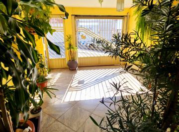 garagem · Casa com 2 quartos e 100 m² à venda em Americanópolis