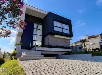 Casa de 5 quartos, Pinhais · Casa no Alphaville com Vista para o Lago e Quatro Suítes