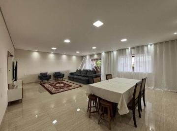 Casa á venda em lote de 360m² com loja em Igarapé-MG! · Casa á venda em lote de 360m² com loja em Igarapé-MG!
