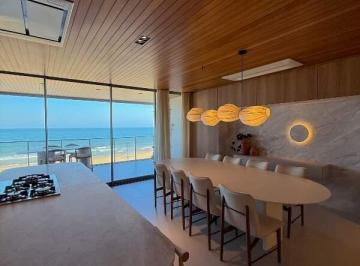 Apartamento · 230m² · 4 Quartos · 3 Vagas · EXCLUSIVIDADE DA PRAIA BRAVA FRENTE MAR - DECORADO - 4 SUÍTES - 3 VAGAS - ÁREA DE LAZER COMPLETA - I