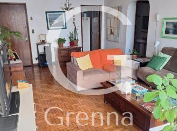 Casa · 118m² · 3 Quartos · 1 Vaga · Apartamento à venda com 118m², Pinheiros-SP.