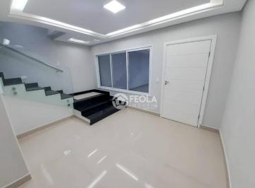 Casa · 220m² · 3 Quartos · 2 Vagas · Casa para venda em Centro de 220.00m² com 3 Quartos, 3 Suites e 2 Garagens