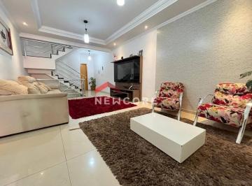 Casa · 120m² · 4 Quartos · 2 Vagas · Casa em  Rua Alvinópolis - Parque Xangri-Lá - Contagem/MG
