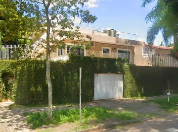 Casa · 242m² · 6 Quartos · 6 Vagas · Casa para alugar em Bigorrilho de 242.00m² com 6 Quartos, 5 Suites e 6 Garagens