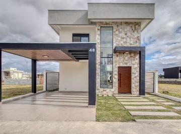 16c1b38a6bf72ffafefd72e9a1fe3dd147baffc4 · Casa à venda, 230 m² por R$ 1.550.000,00 - Jardim das Flores - São José dos Campos/SP