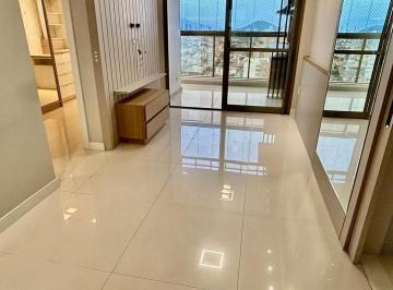 Apartamento · 72m² · 2 Quartos · 1 Vaga · Lindo Apartamento de 02 Quartos,na quadra do mar em Itapuã com Varanda e Lazer Completo!