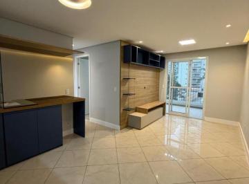 med_448dec7ea870ef9104387c2d7095aa79.jpg · Apartamento com sacada gourmet