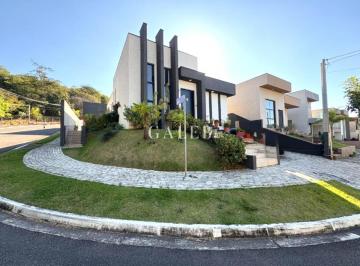 Foto 01 · Casa em condomínio em Atibaia, mobiliada, piscina, 3 suítes, 2 salas, 4 banheiros, 2 vagas, 402m2 de
