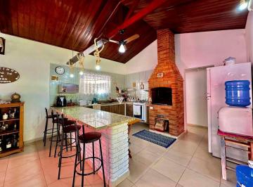 49b29371843682b9b05707803330f0bd668676db · Casa com 3 dormitórios à venda, 297 m² por R$ 1.500.000,00 - Condomínio Portal do Sabiá - Araçoiaba