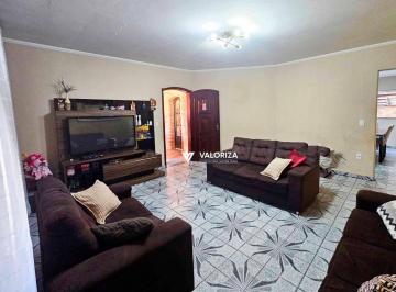 13518d967990b6293d3890a9311902d825788ca8 · Casa com 3 quartos + Edícula nos fundos com 2 quartos à venda, 233 m² por R$ 580.000 - Jardim Brasil