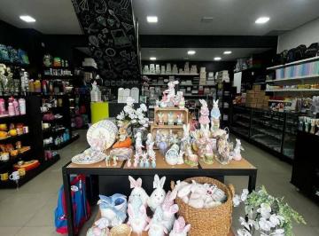 5ec884f46c7dd810ba0cc64727f24ed13802923f · Loja à venda, 150 m² por R$ 650.000,00 - Centro - Arujá/SP