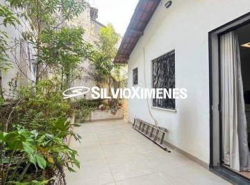 Casa · 215m² · 3 Quartos · 3 Vagas · Casa à venda com 215m², 3 quartos e 3 vagas