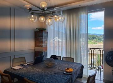 Casa · 125m² · 3 Quartos · 2 Vagas · Casa espetacular para locação a 500m da Av Lucas Nogueira Guarcez
