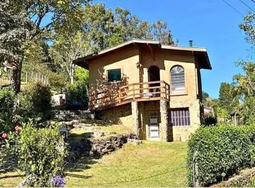 f5d987be6c6bff9a4314fbeaba893bf5dd1670c5 · Casa/chalé à venda, 1.250 m² por R$ 1.369.000 - Bairro do Paiol Grande - São Bento do Sapucaí/SP