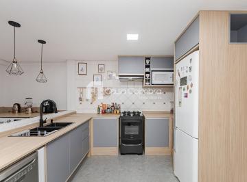 Casa · 138m² · 3 Quartos · 3 Vagas · Casa na região do Barigui com 3 quartos e ático am