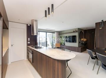 Apartamento · 125m² · 2 Quartos · 2 Vagas · Apartamento no Champagnat com 2 suítes e sacada co