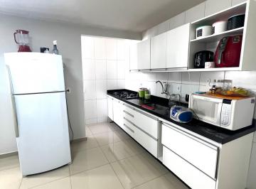 Apartamento de 2 quartos, Taguatinga · Taguatinga, apartamento, 2 quartos, cozinha igual casa, próximo metrô , CSE 4