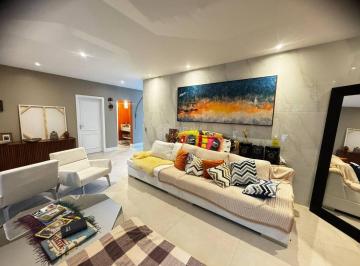 Casa · 450m² · 5 Quartos · 3 Vagas · CASA ALTO PADRÃO – PRAIA DE CABEÇUDAS | ITAJAÍ