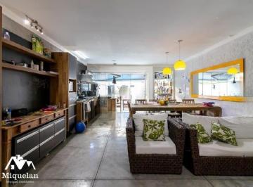 Casa · 260m² · 3 Quartos · 5 Vagas · Lindo Sobrado à Venda na Vila Mariza Mazzei – Alto Padrão e Porteira Fechada!