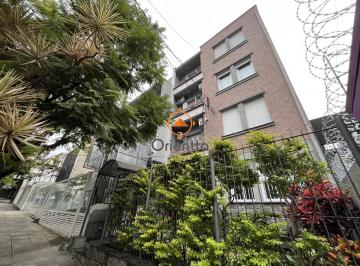 Apartamento · 85m² · 3 Quartos · Apartamento de 3 quartos com dependência de empregada bairro Moinhos de Vento